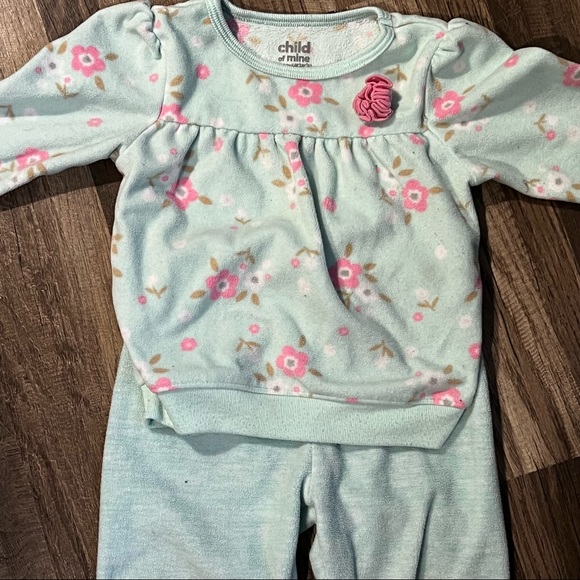 12 MONTH OLD BABY WARM & FUZZY ZIP UP TRACK SUIT - Picture 2 of 3